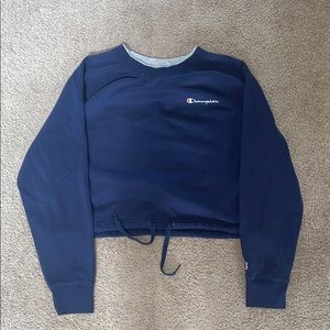 cropped champion sweatshirt